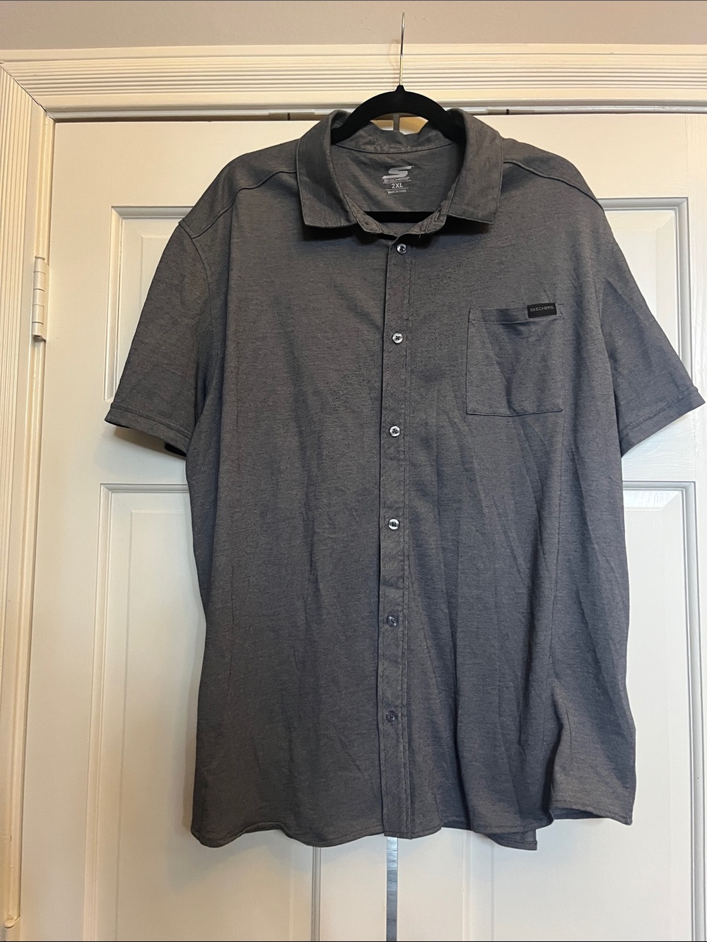 Skechers Men's Short-Sleeve Button-Up Polo Shirt - Charcoal Gray